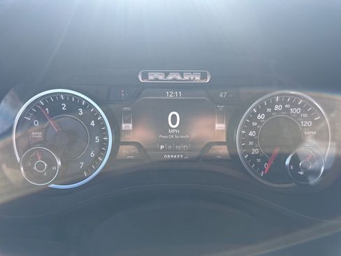 Used 2019 RAM 1500 Laramie image 2