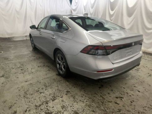 Used 2024 Honda Accord EX-L image 8