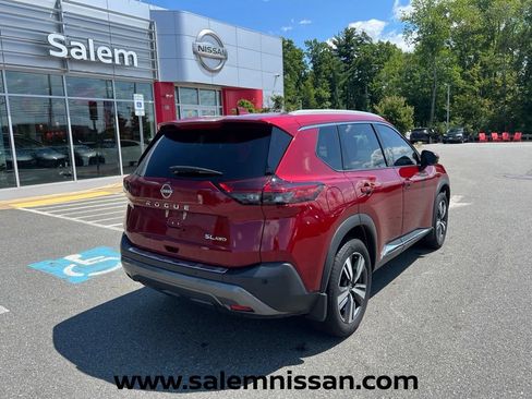 Used 2023 Nissan Rogue SL AWD/4WD image 7