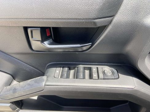 Used 2024 Toyota Tacoma SR5 RWD image 15