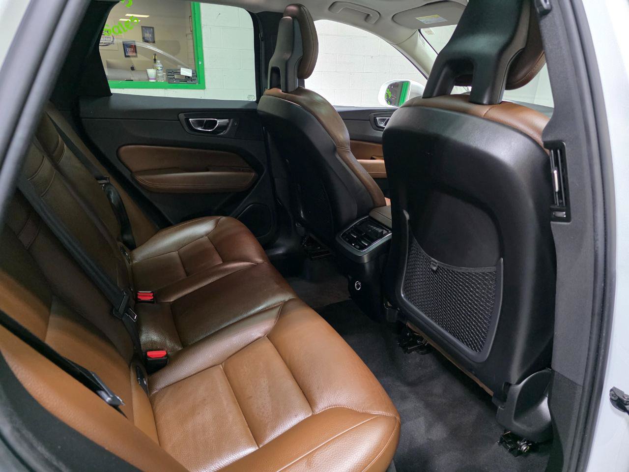 Used 2018 Volvo XC60 T6 Inscription AWD/4WD image 23