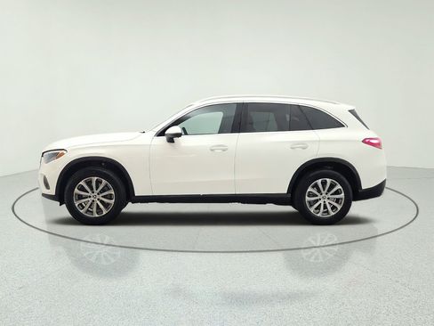 Certified 2026 Mercedes-Benz GLC 300 image 8