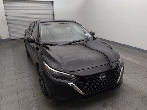 Used 2025 Nissan Sentra SV FWD image 14