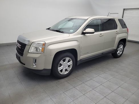 Used 2015 GMC Terrain SLE FWD image 2