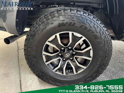 Used 2020 Toyota Tacoma TRD Sport w/ TRD Premium Sport Package image 32