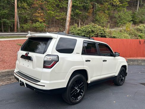 Used 2020 Toyota 4Runner Nightshade image 5