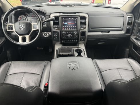 Used 2018 RAM 2500 Laramie w/ Sport Appearance Group AWD/4WD image 13