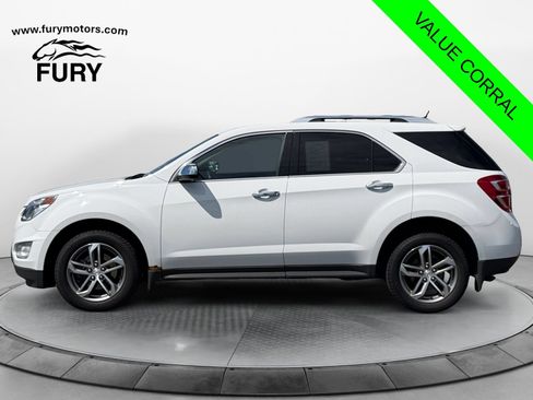 Used 2017 Chevrolet Equinox Premier w/ Enhanced Convenience Package AWD/4WD image 6