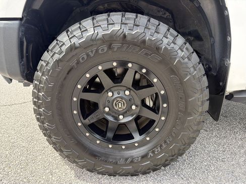 Used 2019 Toyota Tundra SR5 AWD/4WD image 19