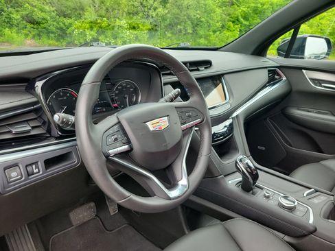 Certified 2024 Cadillac XT6 Luxury AWD/4WD image 22