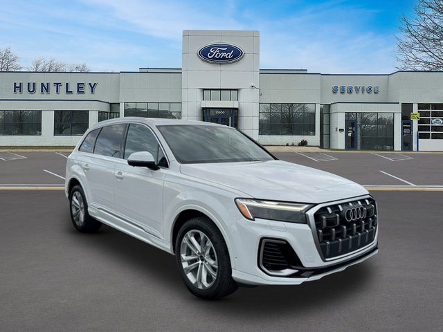 Used 2025 Audi Q7 3.0T Premium Plus AWD/4WD image 3