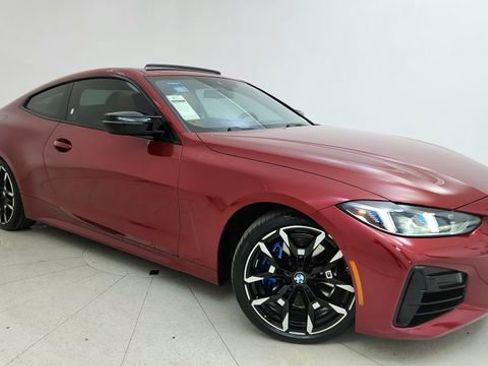 Used 2025 BMW M440i Coupe image 1