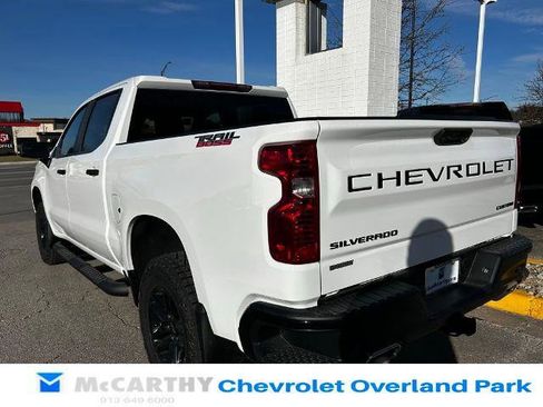 New 2026 Chevrolet Silverado 1500 Custom Trail Boss w/ LPO, Dark Essentials Package image 4