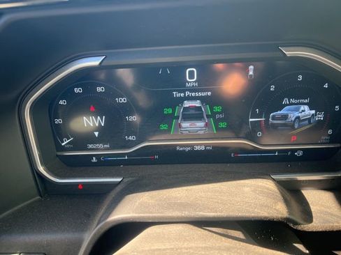 Used 2023 GMC Sierra 1500 AT4 w/ Technology Package image 9