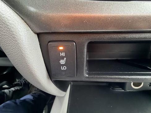 Used 2017 Honda Pilot EX-L image 4