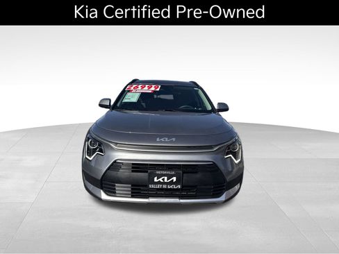 Certified 2025 Kia Niro LX image 15