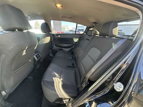 Used 2021 Kia Sportage LX image 22