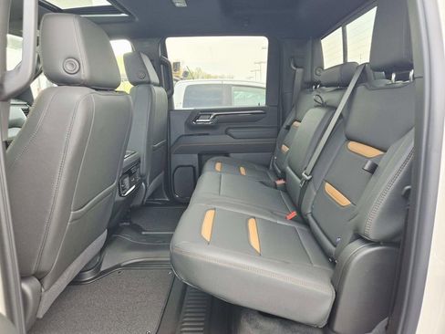 New 2026 GMC Sierra 2500 AT4 w/ AT4 Premium Plus Package AWD/4WD image 13