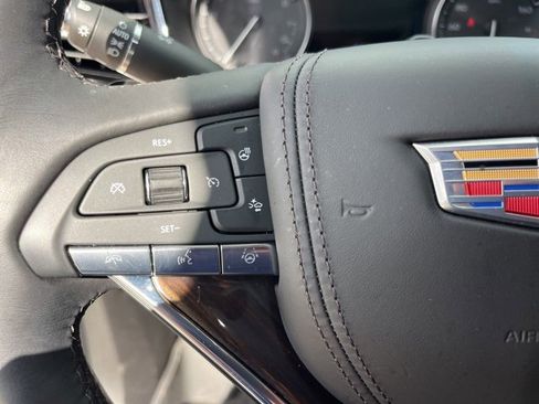 Used 2024 Cadillac XT6 Premium Luxury w/ Platinum Package image 21