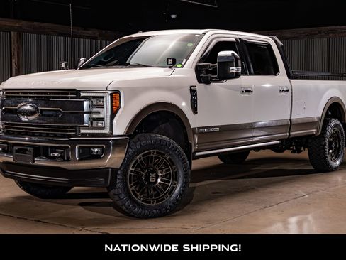 Used 2018 Ford F350 King Ranch w/ King Ranch Ultimate Package image 4