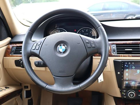 Used 2008 BMW 328xi Wagon AWD/4WD image 13