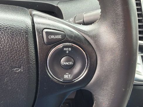 Used 2015 Honda Accord EX-L image 11