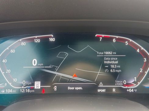 Used 2023 BMW X5 xDrive40i w/ M Sport Package image 21