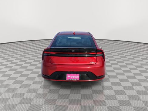 Used 2024 Toyota Prius XLE image 7