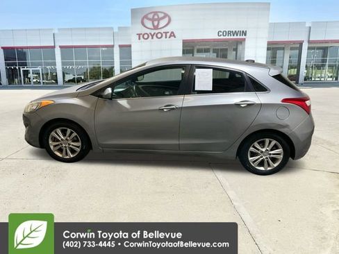 Used 2015 Hyundai Elantra GT image 5