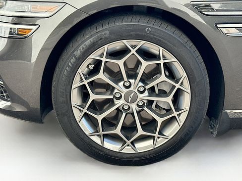 Used 2024 Genesis G80 2.5T w/ Advanced Package image 39