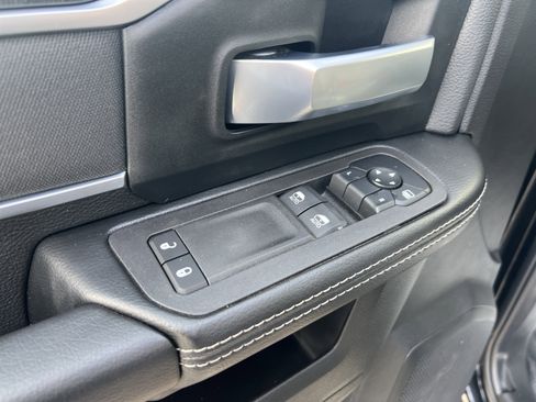 Used 2025 RAM 5500 4x4 Regular Cab image 12