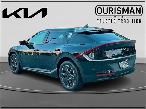 New 2025 Kia EV6 Light w/ Light LR Technology Package image 3