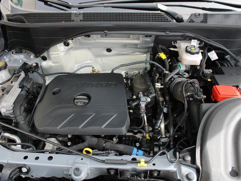 Used 2025 Buick Encore GX Preferred image 2