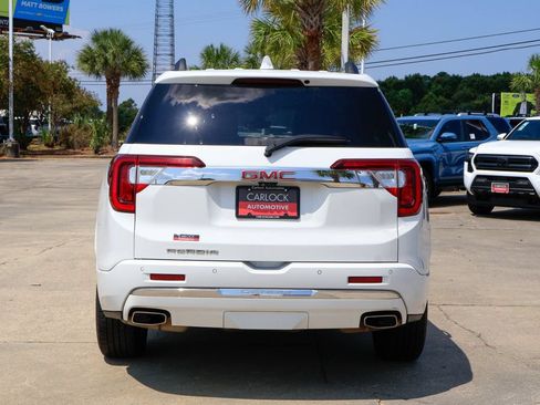 Used 2021 GMC Acadia Denali w/ Denali Technology Package FWD image 25