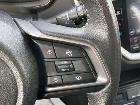 Used 2024 Subaru Ascent Premium w/ Convenience Package image 19