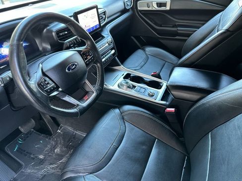 Certified 2020 Ford Explorer ST w/ ST Street Pack image 10