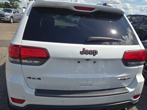Used 2018 Jeep Grand Cherokee Trailhawk w/ Trailhawk Luxury Group AWD/4WD image 4