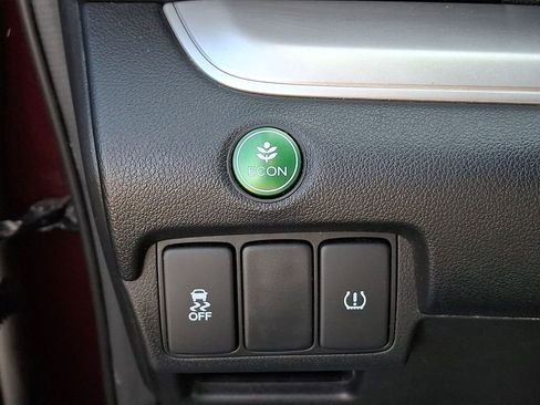 Used 2016 Honda CR-V SE image 25