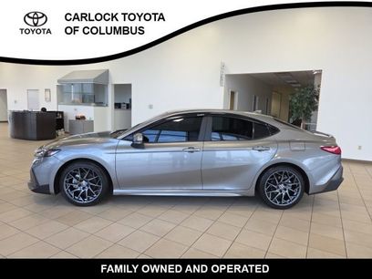 Used 2025 Toyota Camry SE w/ Convenience Package
