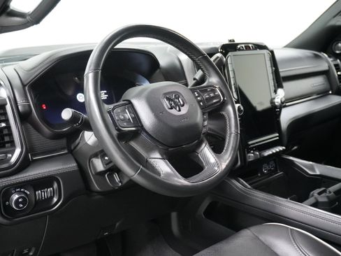 Used 2024 RAM 2500 Limited image 11