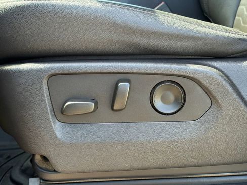 Used 2023 Chevrolet Silverado 1500 ZR2 w/ Technology Package image 15