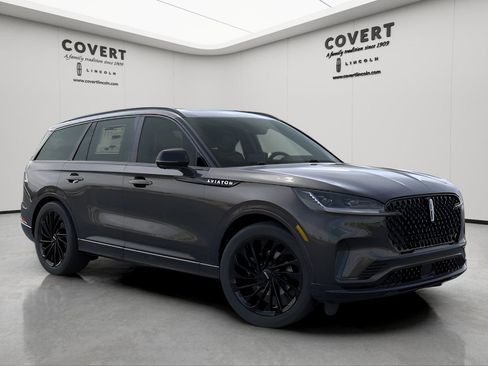 New 2026 Lincoln Aviator Reserve image 7