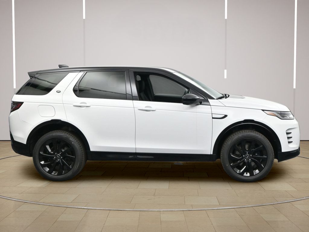 Used 2025 Land Rover Discovery Sport Dynamic SE AWD/4WD image 23