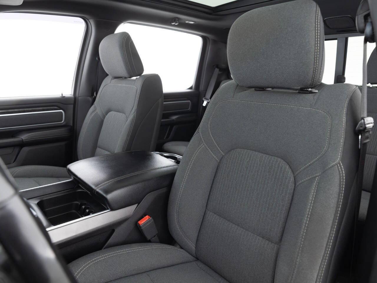 Used 2021 RAM 1500 Big Horn AWD/4WD image 26