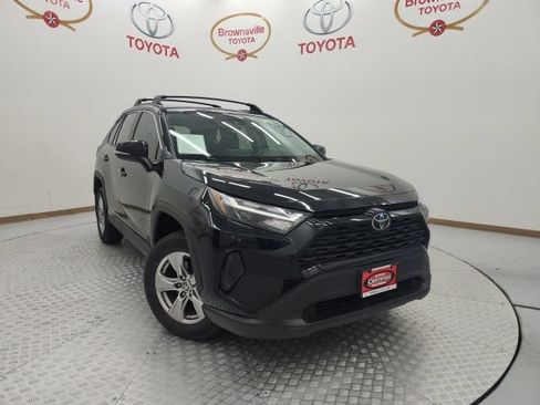 Used 2023 Toyota RAV4 XLE w/ Convenience Package FWD image 1