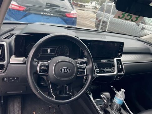 Used 2021 Kia Sorento SX AWD/4WD image 8