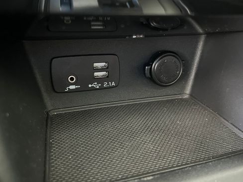 Certified 2023 Subaru Forester Premium image 30