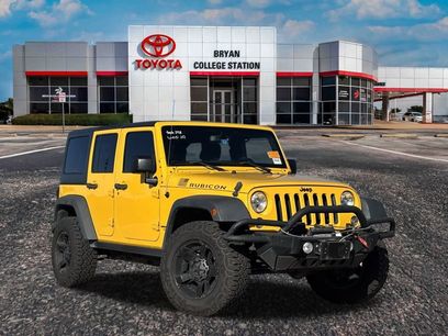 Used 2015 Jeep Wrangler Unlimited Rubicon w/ Connectivity Group
