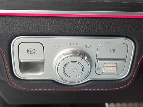 Used 2025 Mercedes-Benz GLE 53 AMG 4MATIC image 21