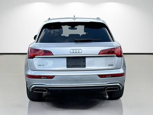 Used 2025 Audi Q5 e Premium AWD/4WD image 4